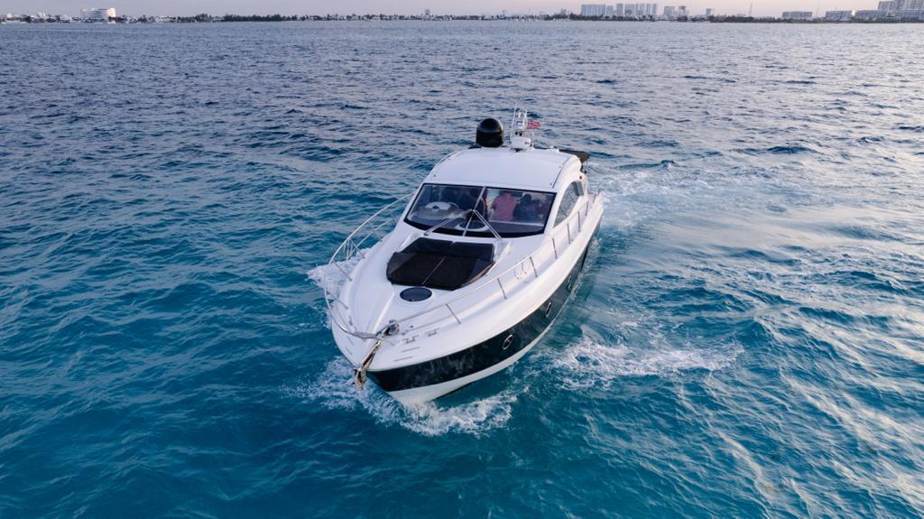 50.Azimut 50 Ft